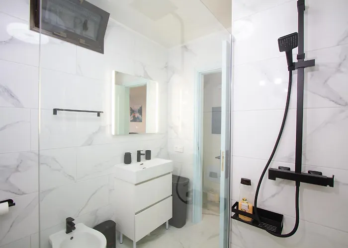 Garajonay Vista A Montanas Los Cristianos (Tenerife)