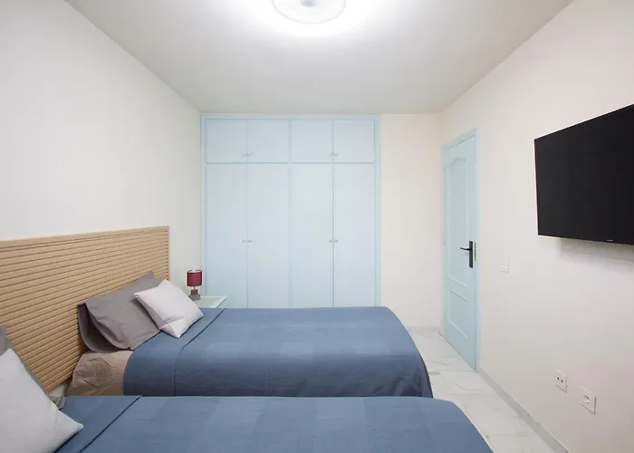 Apartment Garajonay Vista A Montanas Los Cristianos (Tenerife)