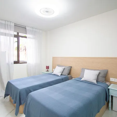 Appartement Garajonay Vista A Montanas Los Cristianos (Tenerife)